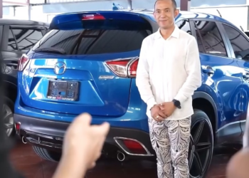 M1201016 ทำไมถ งไม ยอมให านประธานเหมย ไปด รถ part2