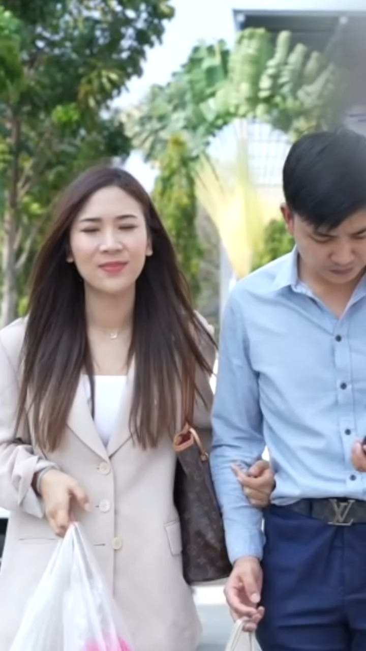 V1304022 องสาวเหมยน ยเส ยแอบขโมeของพ สๅวไป part2