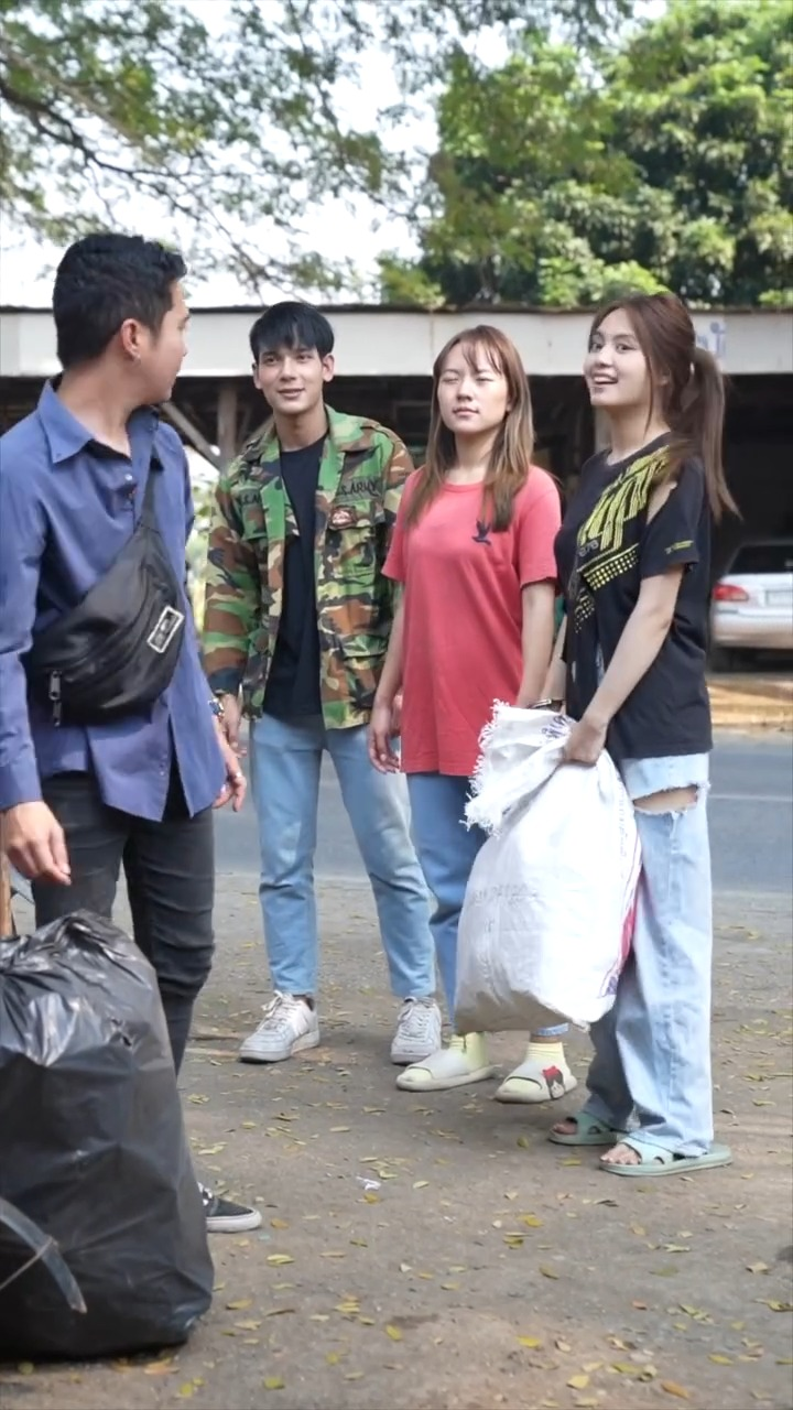 V1304023 ณหน ไฮโซตกอ บต องไปอย บขอทาน part2