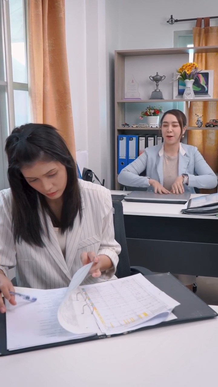 V1304017 คนท ชอบมองโลกในแง าย ดท ายกรรมตกท วเอง part2