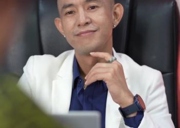 V2001026 เชนกล ๅด งไงมาเหล ยมใส ประธานฟ part2
