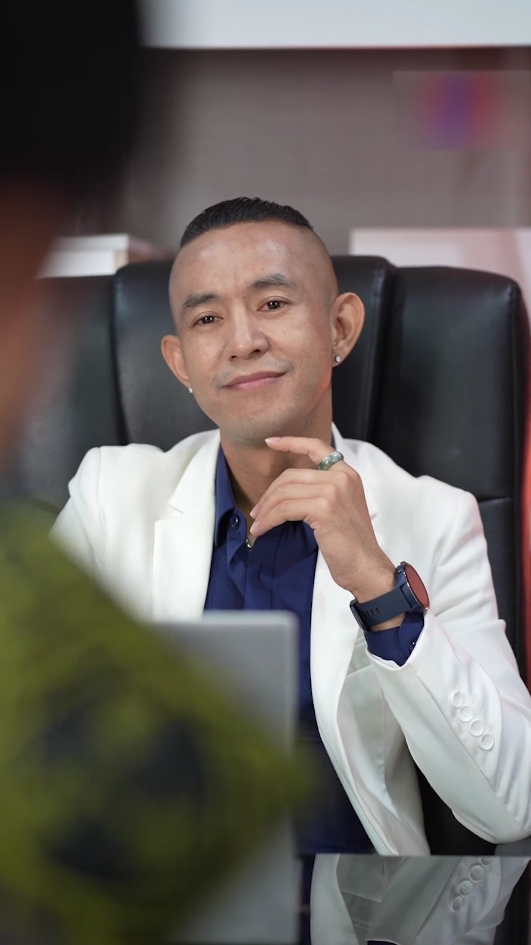 V2001026 เชนกล ๅด งไงมาเหล ยมใส ประธานฟ part2