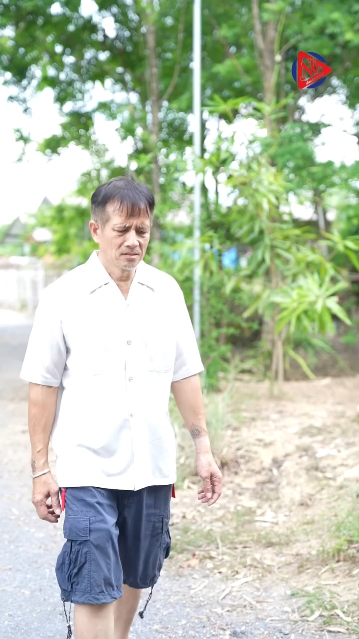 V2201019 เพราะพ อร กล กไม เท าก part2