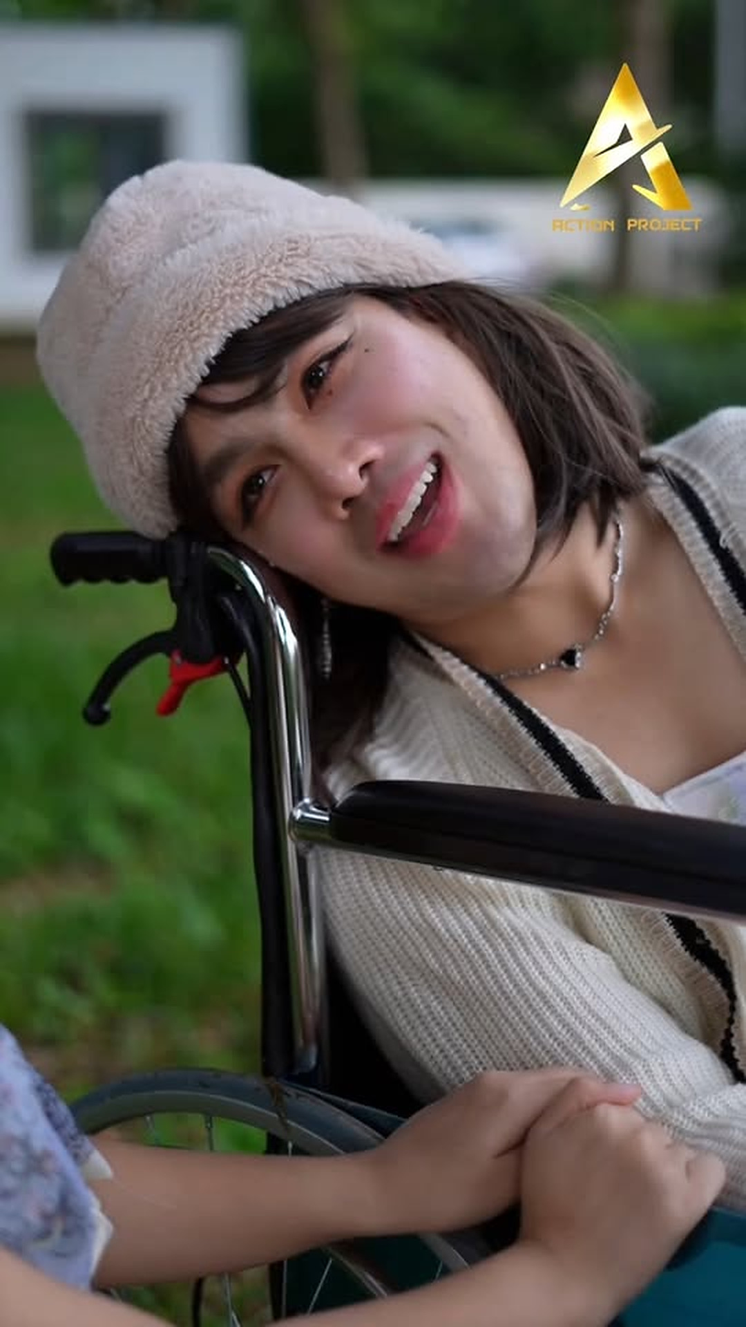 V2502045 สาม วเองว าเป นอะไร ตอนท ได สวมกระโปรงของภรร part2