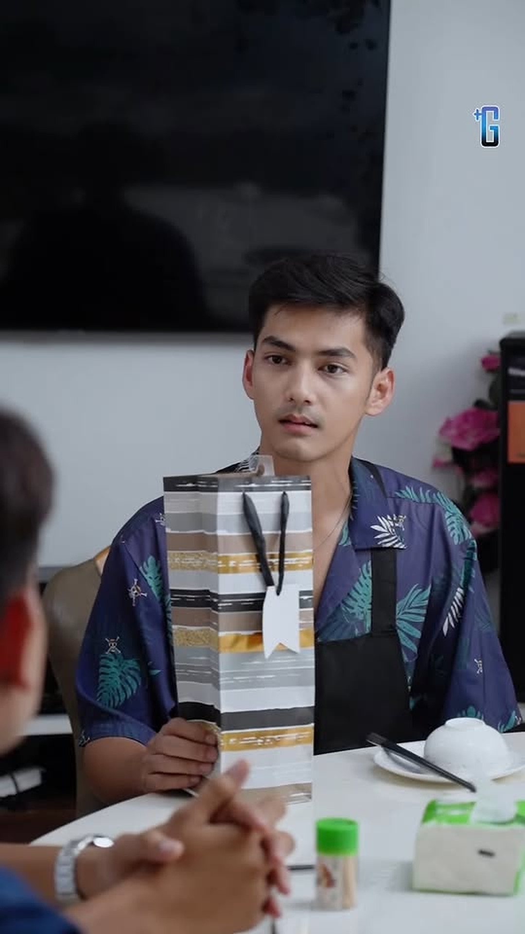 M1105038_ทำไมต งเล อกทำแบบน บน องชายต วเอง_part2