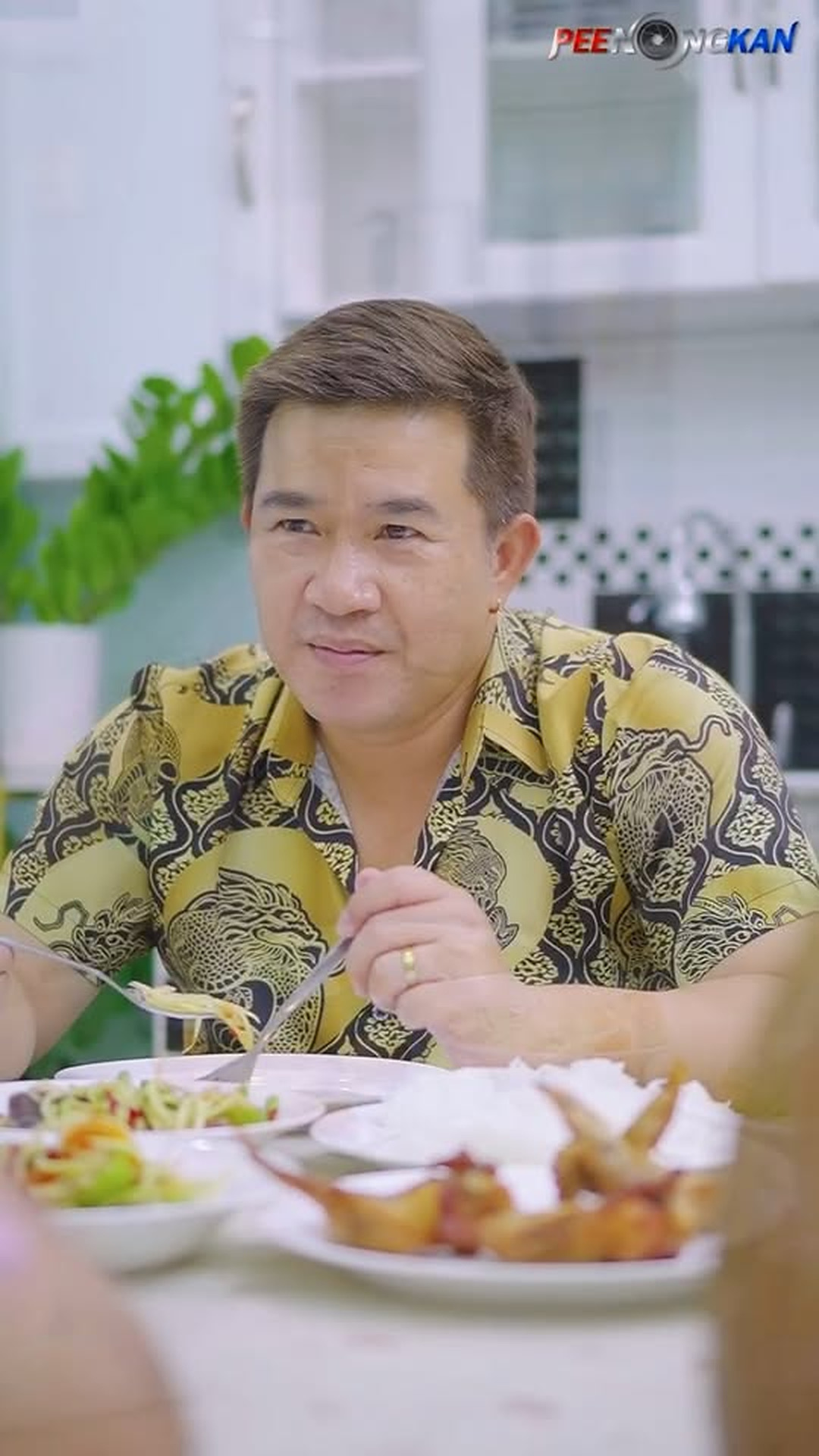 E2706029_พ โอ ตใจร าย ว นเก ดน องสาว พ โอ ตให ก นแต ส มตำ ไก ทอด Ep.1_part2.mp4