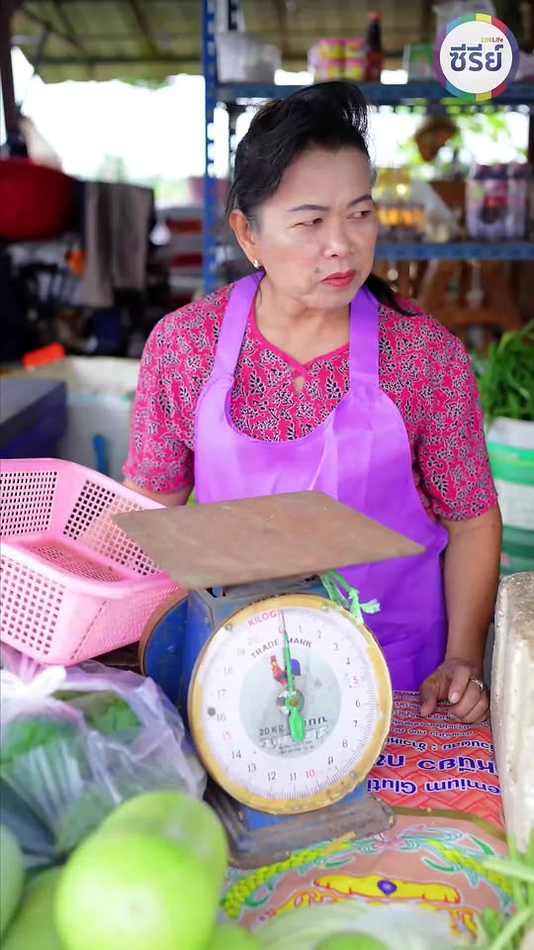 I2906038_แม ค าใช เท าโก งตราช ง โดยไม ร ว าว นน ตำรวจมาตรวจแผง EP.2_part2.mp4