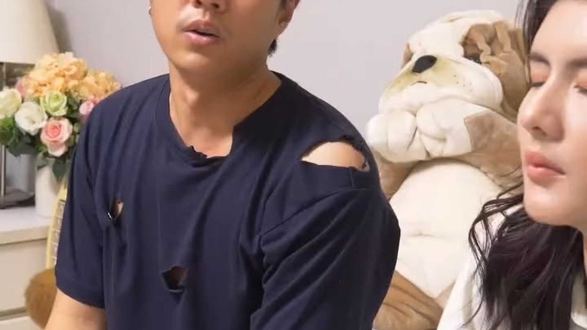 B1307014_351K views 10K reactions พน กงานโดนไล ออก ช วยขอทานไว กลายเป นผ บร หารกล บมาเอาค น ตอน1 #ทะเล_part2.mp4