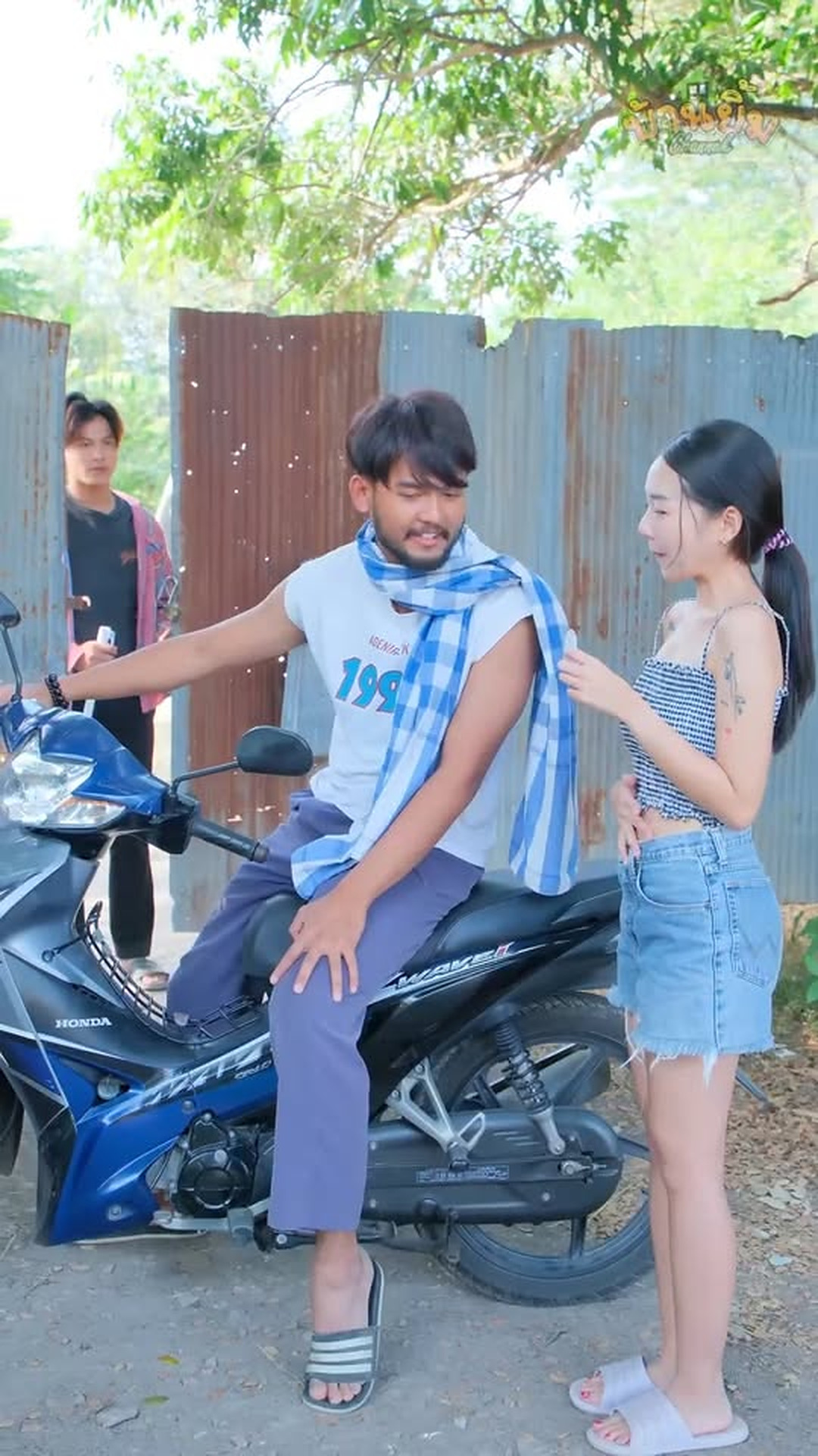 T0907092_สาวตามหาแฟนให น องชาย ตาบอด_part2.mp4