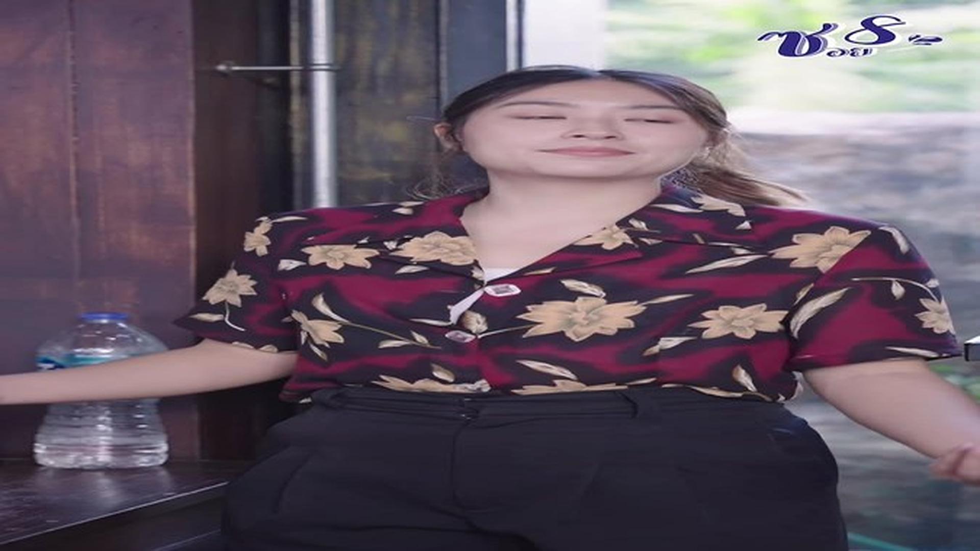 D2607053_ด ถ กเพ อนเก าเป นพน กงานทำความสะอาดร าน_part2.mp4