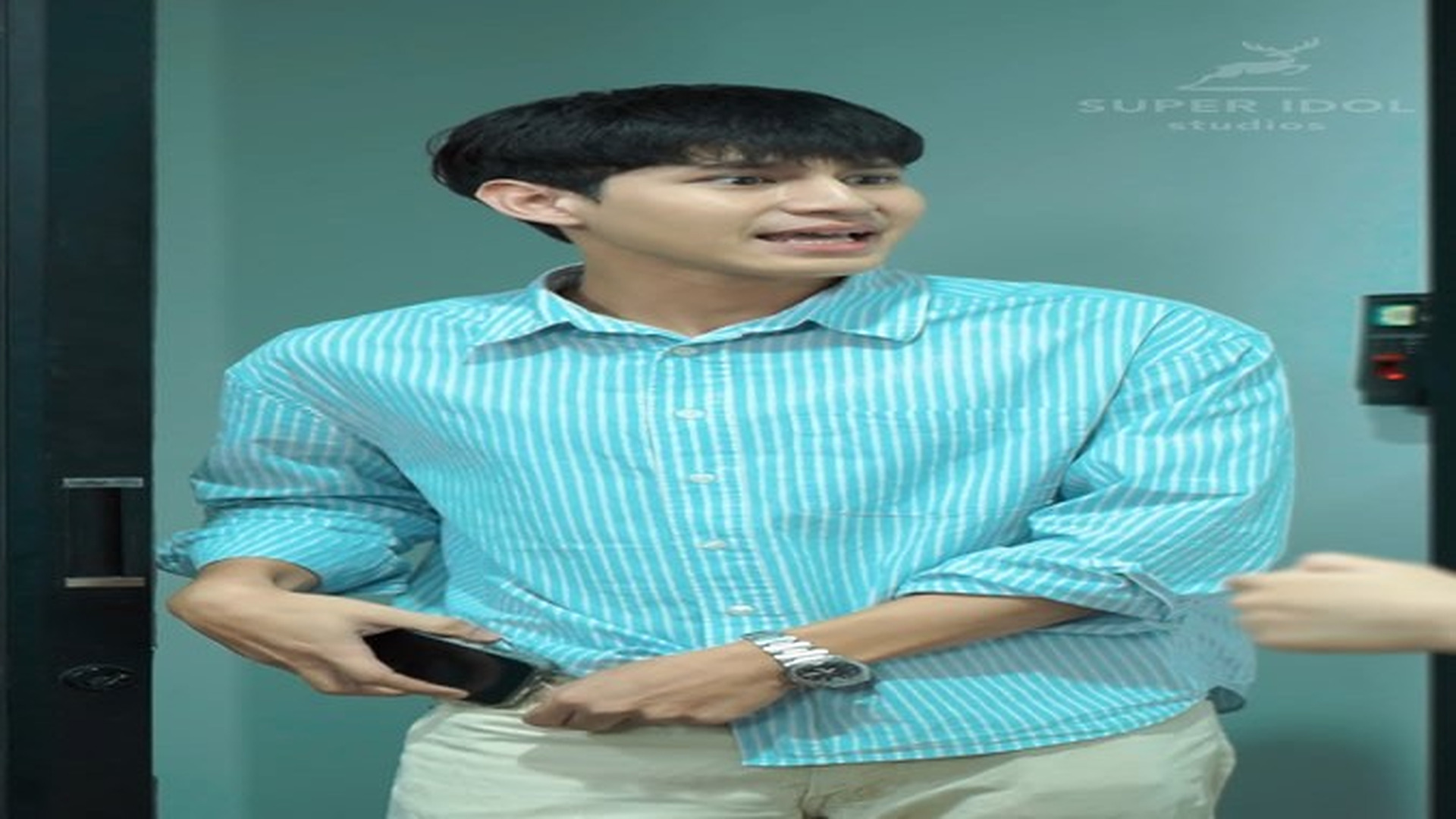 H0108077_ท กคนบนโลกต องม ผ เป นเพ อน!_part2.mp4