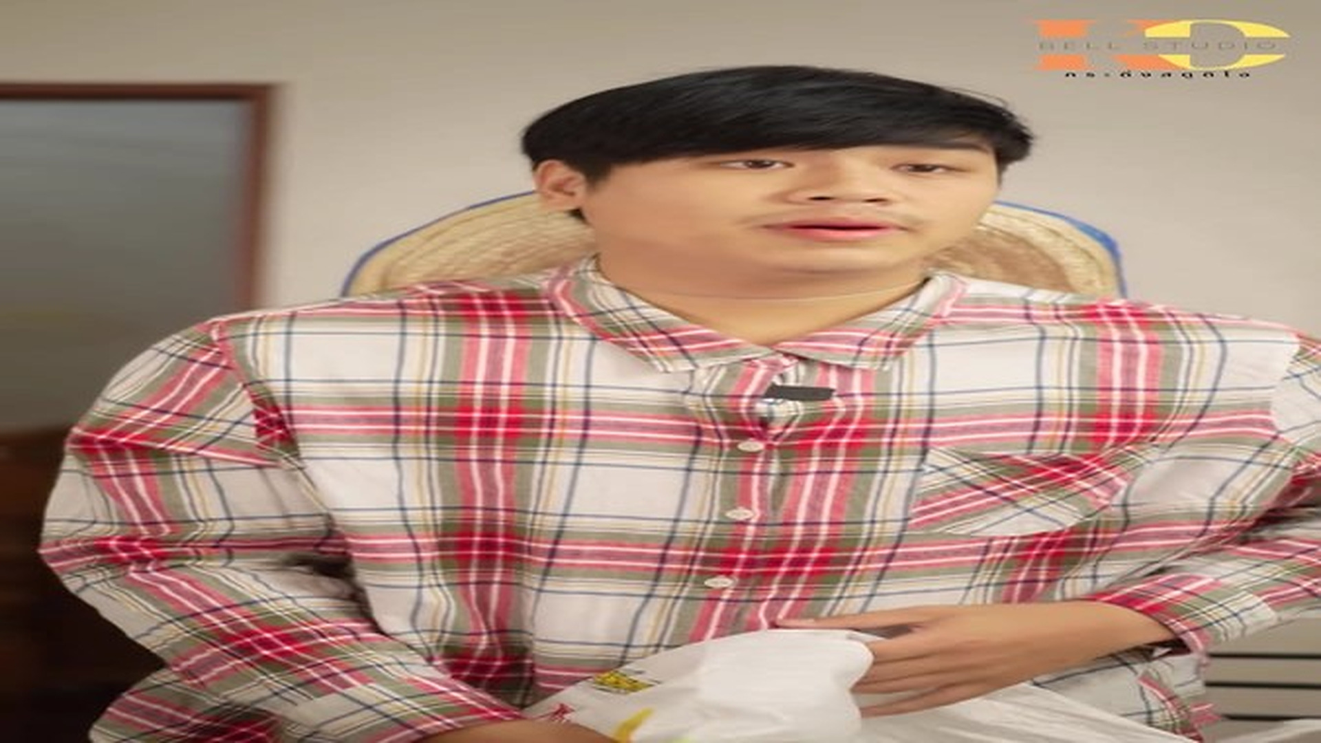 G0817017_ญาติจากต่างจังหวัดมาหาถึงที่ทำงาน เขามาทำอะไร.mp4