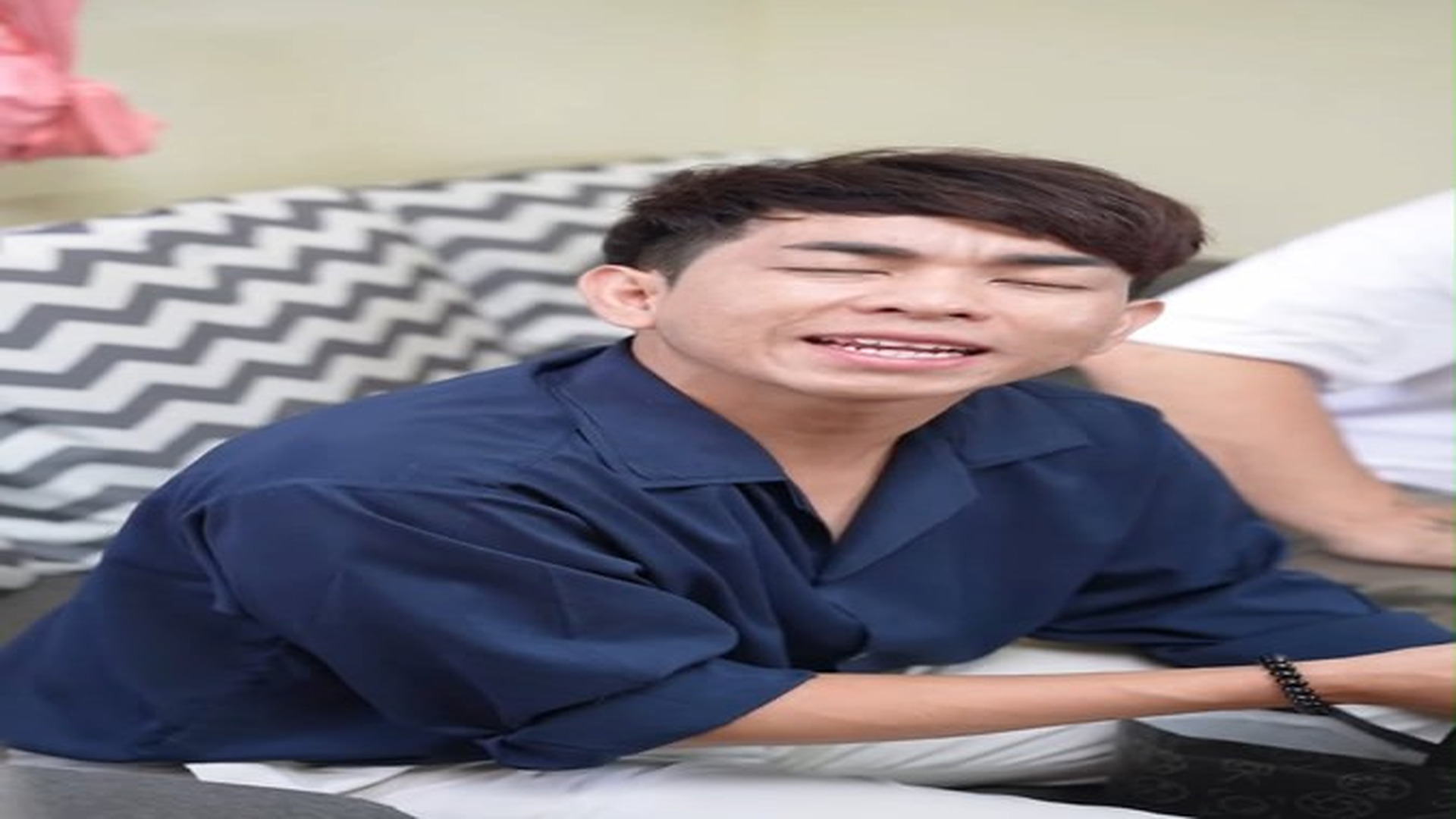 T0822027_พ่อสามีรักและเอ็นดูลูกสะใภ้.mp4