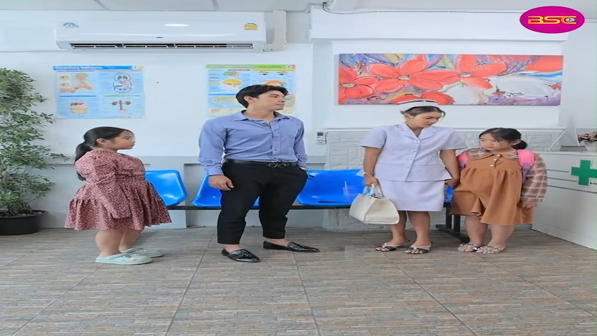 H0908026 ทำไมลูกคนอื่นหน้าเหมือนลูกเรา (หนังสั้น) - BSC Films