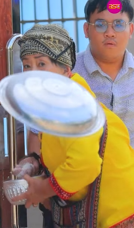H0927003 แม่สร้างหนี้ให้ลูกใช้ไม่สิ้นสุด – หนังสั้น BSC Films.mp4